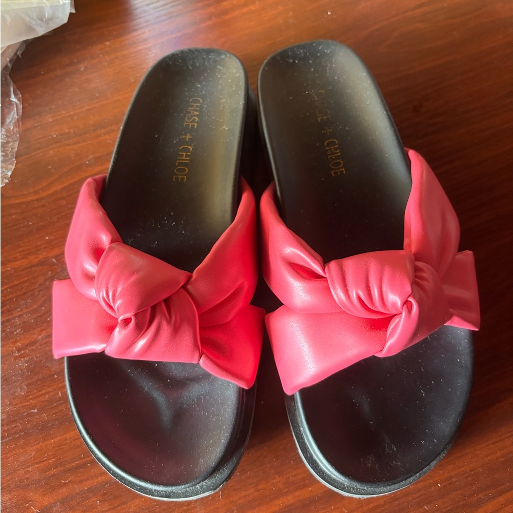 Sandals - Picture 2 of 3